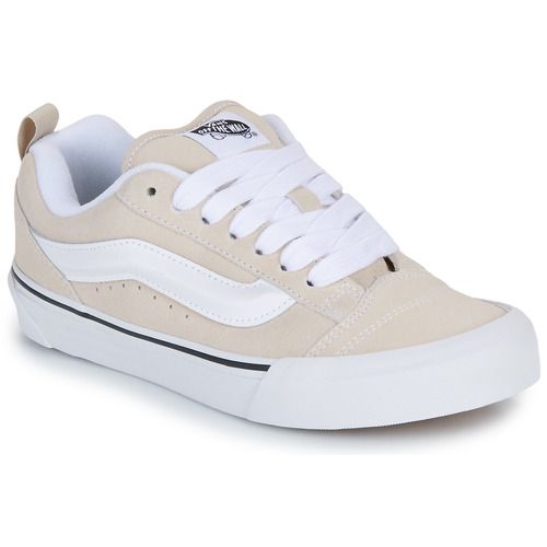 Sneakers Uomo Vans Knu Skool Beige - Scarpa casual di tendenza, perfetta per il tuo stile quotidiano. Design accattivante in tono beige, ideale per ogni occasione. Comode, versatili e di alta qualità, queste sneakers Vans rappresentano un must-have nel tuo guardaroba. Acquista ora le Vans Knu Skool Beige per un look urbano e alla moda.