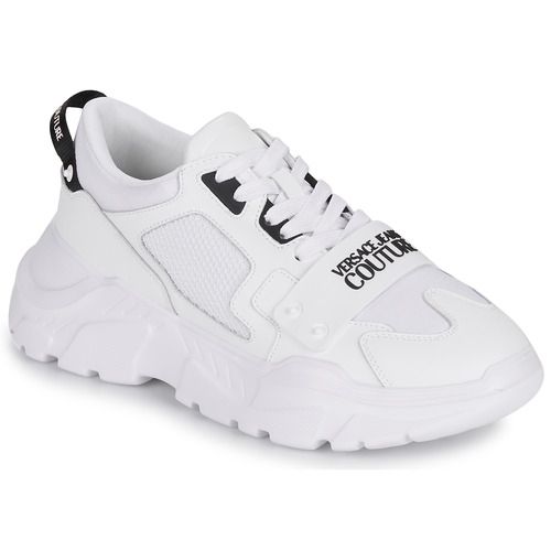 Sneakers Uomo Versace Jeans Couture YA3SC4 Bianco - Design elegante e alla moda, queste sneakers offrono comfort e stile unico per ogni occasione. Perfette per completare il tuo outfit casual con un tocco di classe. Ideali per gli amanti del marchio Versace, queste scarpe garantiscono un look sofisticato e contemporaneo.