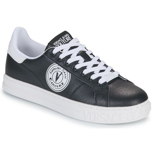 Sneakers Uomo Versace Jeans Couture YA3SK1 Nero, eleganti e alla moda, con design distintivo del marchio. Queste sneakers offrono comfort e stile, perfette per ogni occasione. Acquista ora le Versace Jeans Couture YA3SK1 per un look trendy e sofisticato.