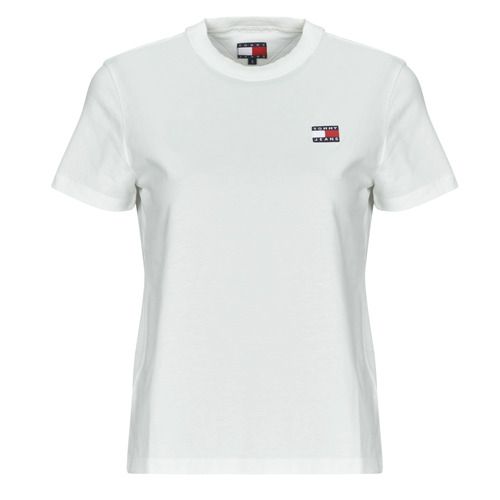 T-shirt Tommy Jeans TJW REG BADGE TEE Bianco maniche corte per donna, caratterizzata da un design elegante e moderno ideale per ogni occasione. Realizzata con materiali di alta qualità, offre comfort e stile. Perfetta per il tuo guardaroba casual, questa T-shirt è un must-have per chi ama la moda contemporanea. Acquista ora la T-shirt Tommy Jeans per un look trendy e rilassato!
