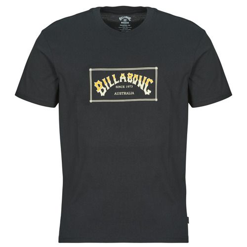 T-shirt uomo Billabong ARCH SS Nero, maniche corte, casual e trendy, ideale per ogni occasione. Modello in cotone di alta qualità, perfetto per l'estate e le attività all'aperto. Stile moderno e versatile, facile da abbinare con jeans o pantaloni chino. Disponibile in diverse taglie. Acquista ora la tua T-shirt Billabong ARCH SS e completa il tuo guardaroba!