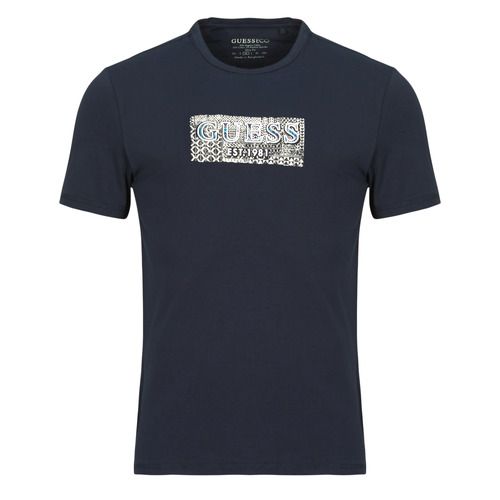 T-shirt uomo Guess CN GUESS BOX TEE Marine, maniche corte, design moderno e alla moda, ideale per outfit casual e sportivi, disponibile in diverse taglie. Perfetta per l'estate, realizzata in materiali di alta qualità per comfort e stile. Acquista ora la tua T-shirt Guess per un look trendy e rilassato.