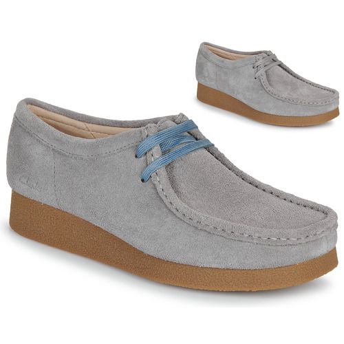 Scarpe Clarks WALLABEE EVOSH Derby Donna in un elegante design casual, caratterizzate da una tomaia in pelle di alta qualità, suola in gomma resistente e comfort premium. Perfette per un look trendy e versatile, ideali per ogni occasione.
