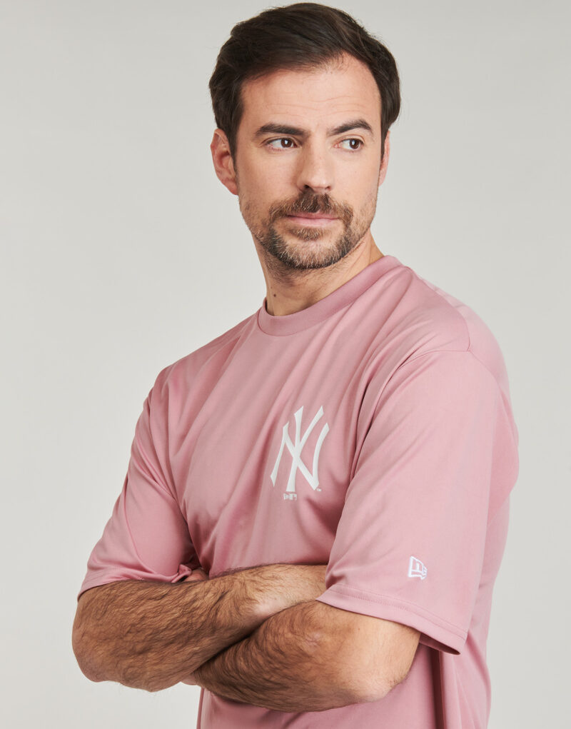 T-shirt New Era LEAGUE ESSENTIALS TEE NEW YORK YANKEES Rosa T-shirt maniche corte Uomo - 5