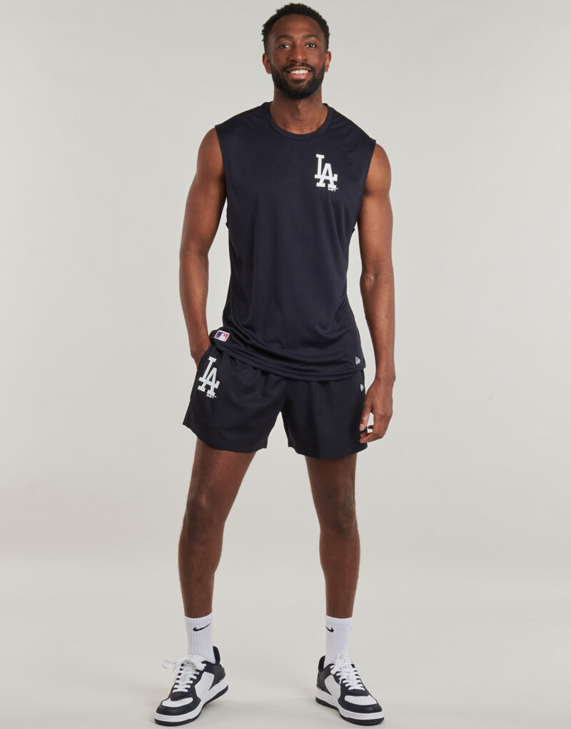 Pantaloni corti New Era LEAGUE ESSENTIALS SHORT Nero Pantaloni corti Uomo - 2