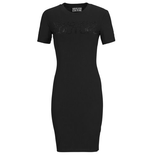 Abito corto Donna Versace Jeans Couture 78HAOS04 in morbido tessuto, caratterizzato da un design elegante e alla moda. Perfetto per ogni occasione, questo vestito corto mette in risalto la silhouette femminile con il suo taglio moderno. Disponibile in diverse taglie, è ideale per chi cerca stile e comfort. Aggiungi un tocco di classe al tuo guardaroba con il Versace Jeans Couture 78HAOS04.