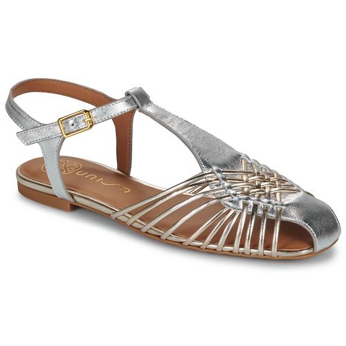 Ballerine Unisa BABIC Argento per donna, eleganti e versatili, perfette per ogni occasione. Scarpe da ballerina con design raffinato, in materiale di alta qualità, ideali per un look chic e alla moda. Acquista ora le ballerine Unisa BABIC Argento e aggiungi un tocco di stile al tuo guardaroba!