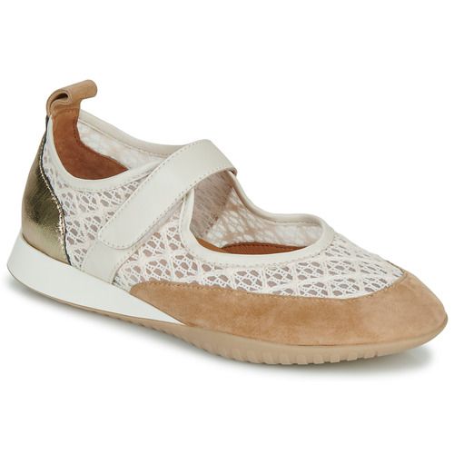 Ballerine Donna Mam'Zelle DOLOMI in Marrone, eleganti e comode, perfette per ogni occasione. Scarpe alla moda realizzate in materiali di alta qualità, ideali per completare il tuo outfit con stile. Acquista ora le ballerine DOLOMI per un tocco di classe e comfort.