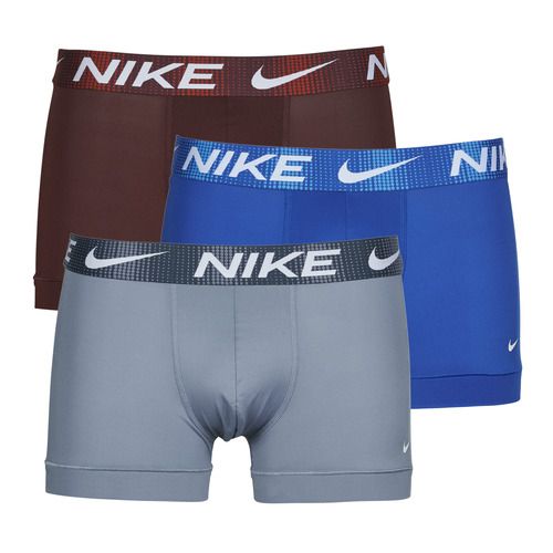 Boxer uomo Nike TRUNK 3PK multicolore, confezione da tre slip in tessuto morbido e traspirante. Design moderno e confortevole, ideale per l'abbigliamento quotidiano. Perfetto per chi cerca stile e qualità nei capi intimi. Acquista ora i boxer Nike e aggiungi un tocco di vivacità al tuo guardaroba.