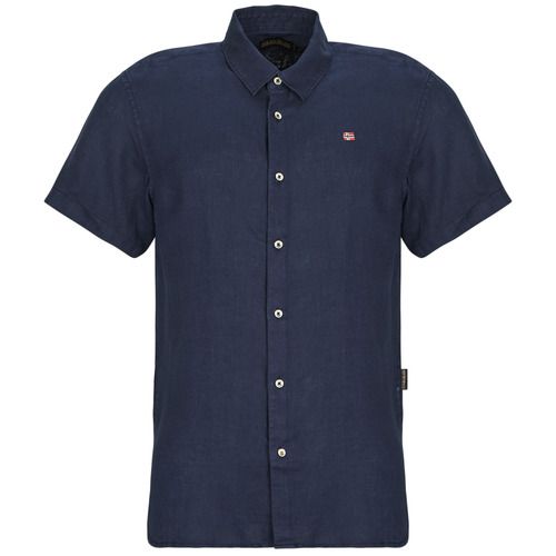 Camicia a maniche corte uomo Napapijri G-LINEN in colorazione Marine, realizzata in tessuto leggero e traspirante, ideale per la stagione estiva. Design elegante e sofisticato, perfetta per outfit casual e formali. Disponibile in diverse taglie per ogni esigenza. Acquista ora e aggiungi un tocco di stile al tuo guardaroba!
