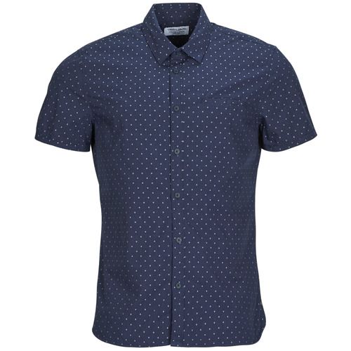 Camicia a maniche corte uomo Teddy Smith CUT MC Marine, elegante e versatile, ideale per l'estate. Realizzata in tessuto leggero, presenta un design moderno con colletto e bottoni. Perfetta per occasioni informali e look casual. Acquista ora la camicia Teddy Smith CUT MC Marine per un outfit fresco e alla moda.