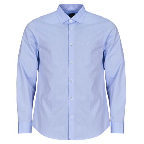 Camicia a maniche lunghe Uomo Armani Exchange XM000714 Blu, elegante e alla moda, ideale per ogni occasione. Realizzata con materiali di alta qualità, questa camicia blu offre comfort e stile, perfetta per il tuo guardaroba. Acquista ora il modello Armani Exchange XM000714 e arricchisci il tuo look con un tocco di classe.