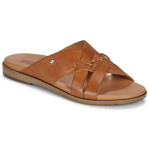 Ciabatta Donna Pikolinos FORMENTERA W8Q Marrone elegante e confortevole, realizzata in pelle di alta qualità. Design moderno e versatile, ideale per ogni occasione. Perfetta per l'estate, offre un'ottima combinazione di stile e comodità. Acquista ora e arricchisci il tuo guardaroba con queste ciabatte Pikolinos, perfette per un look casual chic.