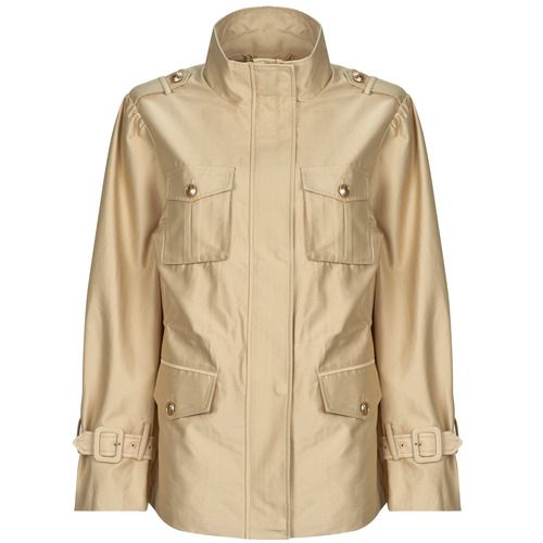 Parka donna beige Guess EMMA FIELD JACKET, elegante e versatile, perfetto per la stagione fredda. Realizzato in tessuto di alta qualità, offre calore e comfort. Design moderno con dettagli raffinati, ideale per ogni outfit. Shop online per il tuo nuovo parka.