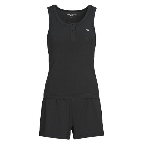 Pigiami camicie da notte Donna Tommy Hilfiger MODAL TANK SHORT SET Nero, elegante e comodo per il tuo relax. Perfecto per le notti estive, questo set include una canotta in morbido modal e shorts abbinati, garantendo stile e comfort. Scopri il massimo del benessere e della qualità con il design iconico di Tommy Hilfiger. Acquista ora per un tocco di classe nel tuo abbigliamento da notte.