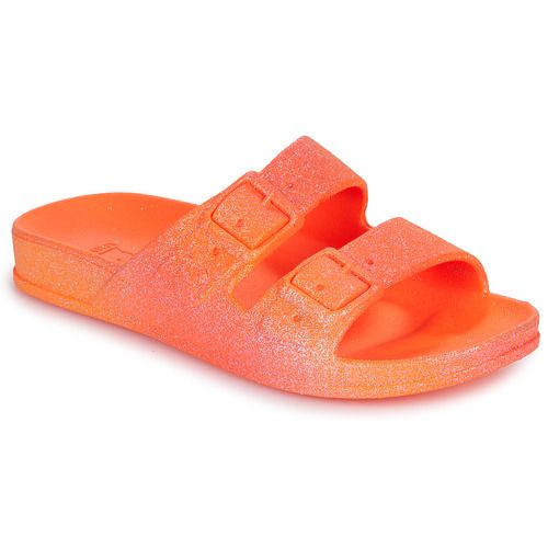 Ciabatta Donna Cacatoès SEREIA Arancio, elegante e confortevole, perfetta per la stagione estiva. Design moderno e vivace colore arancio, ideale per completare ogni outfit con stile. Realizzata con materiali di alta qualità per garantire durata e comfort, questa ciabatta è la scelta perfetta per le donne che cercano praticità e tendenza. Acquista ora la tua Cacatoès SEREIA Arancio e aggiungi un tocco di freschezza al tuo guarda abiti!