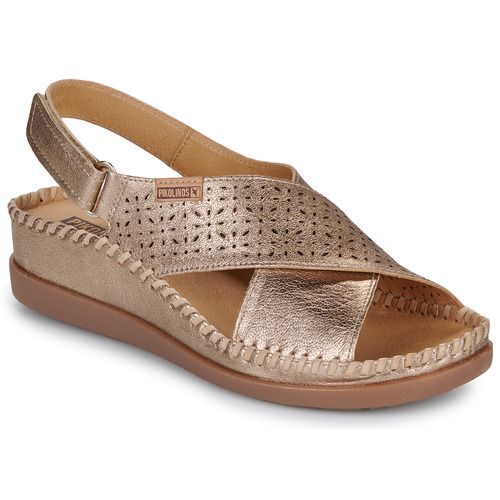 Sandali Pikolinos CADAQUES W8K Oro per donna, eleganti e versatili, perfetti per ogni occasione. Design raffinato con dettagli in oro brillante, ideali per l'estate e corsi d'abbigliamento casual. Comodi e chic, questi sandali sono l’accessorio perfetto per completare il tuo look. Disponibili in diverse taglie, con suola comoda per un'ottima aderenza. Scegli Pikolinos per stile e comfort!