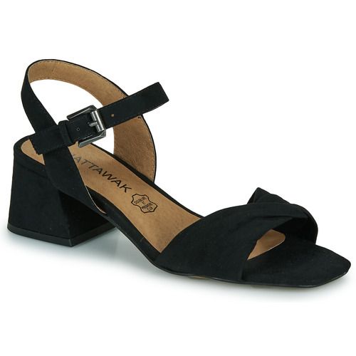 Sandali Chattawak LORENA Nero per donna, eleganti e confortevoli, ideali per ogni occasione. Design raffinato e versatile, perfetti per completare il tuo outfit estivo con stile. Scarpe estive di alta qualità, perfette per passeggiate e uscite informali. Acquista ora i sandali Chattawak LORENA Nero e aggiungi un tocco di classe al tuo guardaroba.