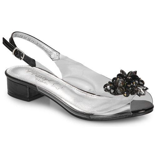 Sandali Donna MAUDE Bianco di Laura Vita, eleganti e alla moda, perfetti per ogni occasione estiva. Design raffinato e comfort ottimale per un look chic e versatile. Ideali per completare outfit casual e dressy, realizzati con materiali di alta qualità per garantire durata e stile. Acquista ora i tuoi sandali Laura Vita MAUDE Bianco e aggiungi un tocco di classe al tuo guardaroba estivo.
