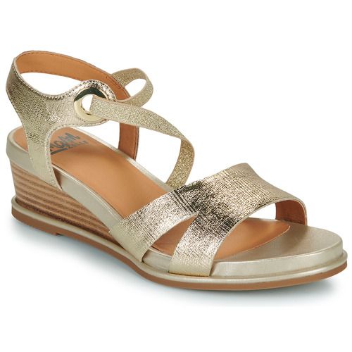Sandali Donna Mam'Zelle NIDAM Oro, eleganti e versatili, perfetti per ogni occasione. Design raffinato con dettagli in oro, suola comoda e resistente. Ideali per completare il tuo outfit estivo con stile e comfort. Acquista ora e fai brillare il tuo look!