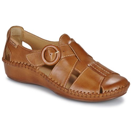 Sandali Donna Pikolinos P. VALLARTA 655 Marrone, eleganti e confortevoli, ideali per la stagione estiva. Questi sandali uniscono stile e praticità, perfetti per ogni occasione. Scopri il comfort della pelle di alta qualità e la cura dei dettagli. Acquista ora il tuo paio di Pikolinos per un look unico e alla moda.