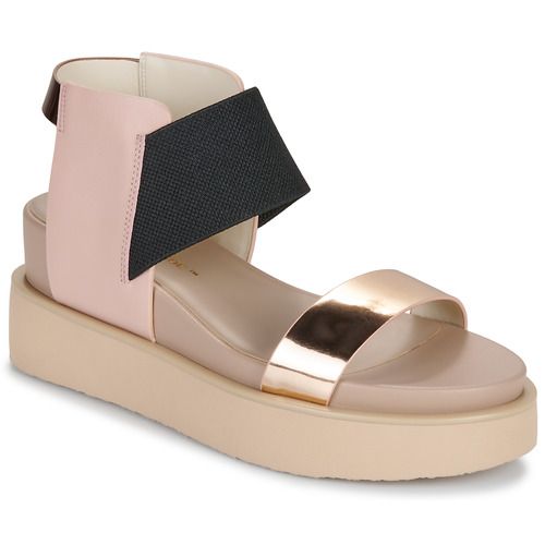Sandali Donna United Nude RICO SANDAL, eleganti e stilosi, con design moderno e dettagli unici. Realizzati con materiali di alta qualità per un comfort ottimale, perfetti per ogni occasione estiva. Scopri il trend dell'estate con i sandali RICO SANDAL, un must-have nel tuo guardaroba. Acquista ora i tuoi sandali United Nude!