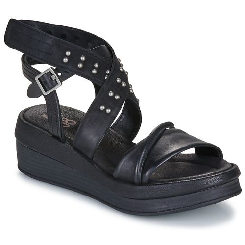 Sandali Airstep / A.S.98 SALIS BRIDE per donna, eleganti e trendy, in pelle di alta qualità con design alla moda. Perfetti per l'estate, ideali per completi casual o serate eleganti. Comfort e stile si uniscono in questo modello versatile, adatto a ogni occasione. Disponibili in diverse taglie per soddisfare ogni esigenza.
