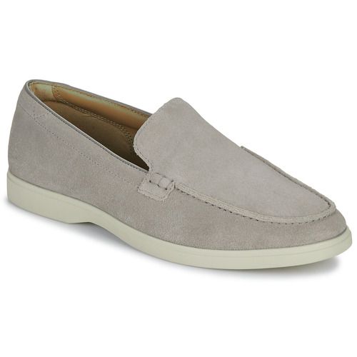 Mocassini uomo Clarks TORFORD EASY in grigio, eleganti e versatili, perfetti per ogni occasione. Scarpe comode e di alta qualità, ideali per un look casual o formale. Acquista online il tuo paio di Clarks TORFORD EASY grigi e aggiungi stile al tuo guardaroba.