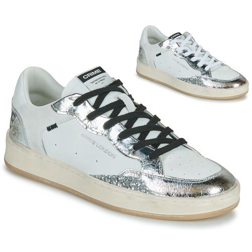 Scarpe sneakers basse Crime London CHELSEA in colore bianco, perfette per donne che cercano stile e comfort. Ideali per abbinamenti casual e eleganti, queste sneakers offrono un design contemporaneo e versatilità per ogni occasione. Acquista ora per completare il tuo look con le migliori sneakers della collezione!