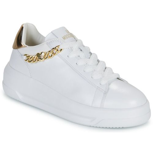 Sneakers basse Love Moschino ECLIPSE in colore bianco, modello elegante e alla moda per donne. Design accattivante con dettagli distintivi, perfette per ogni outfit casual. Comfort e stile uniti in un'unica scarpa. Ideali per completare look trendy e moderni. Acquista ora le sneakers Love Moschino ECLIPSE Bianco per un tocco di classe nel tuo guardaroba.