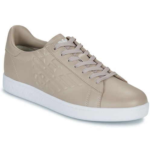 Sneakers uomo Emporio Armani EA7 X8X001 beige, elegante calzatura sportiva con design moderno, ideale per il tempo libero e gli outfit casual. Queste sneakers offrono comfort e stile, perfette per gli amanti della moda e del brand Emporio Armani. Acquista ora le tue Emporio Armani EA7 X8X001 beige per un look trendy e contemporaneo.