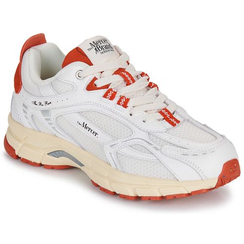 Sneakers uomo Mercer Amsterdam The Re-Run Vintage Bianco, un modello elegante e versatile, ideale per ogni occasione. Realizzate con materiali di alta qualità, queste scarpe offrono comfort e stile, perfette per chi cerca un look casual e trendy. Acquista ora le Mercer Amsterdam The Re-Run Vintage Bianco per un tocco di classe nel tuo guardaroba.
