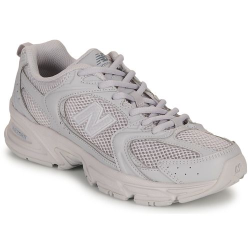 Sneakers uomo New Balance 530 Grigio, ideali per uno stile casual e sportivo, con un design moderno e confortevole. Perfette per ogni occasione, queste scarpe offrono un'ottima ammortizzazione e supporto. Acquista ora le New Balance 530 Grigio e migliora il tuo look con un tocco trendy!