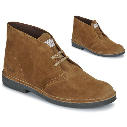 Stivaletti Uomo Clarks DESERT BT EVO in Marrone, eleganti e confortevoli, ideali per look casual e formali. Realizzati con materiali di alta qualità, offrono durata e stile. Perfetti per ogni occasione, questi stivali sono un must-have nel guardaroba maschile. Scegli Clarks per comfort e design senza tempo.