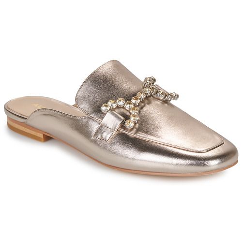Ciabatta Donna ALMA EN PENA V250300 Oro, elegante e alla moda, perfetta per ogni occasione. Realizzata con materiali di alta qualità, questa ciabatta unisce comfort e stile. Ideale per l'estate, presenta un design raffinato che si abbina facilmente a qualsiasi outfit. Acquista ora e completa il tuo look con ALMA EN PENA!