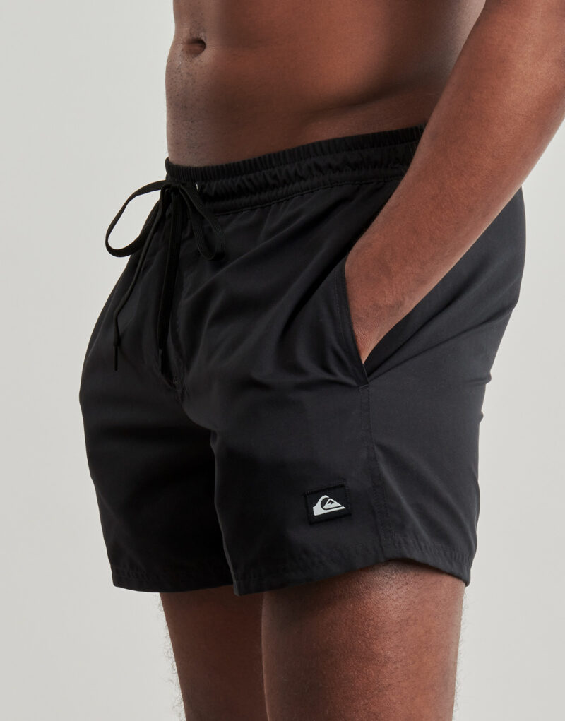 Pantalones cortos de playa/bermudas Quiksilver EVERYDAY SOLID VOLLEY 15 negros para hombre - 3