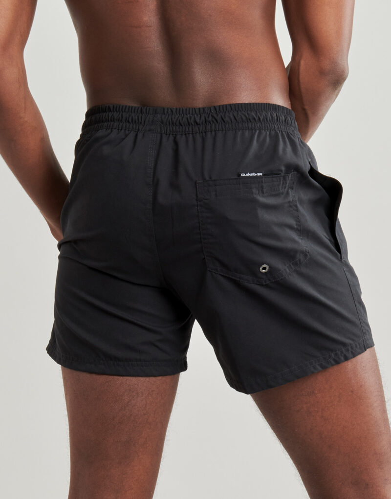 Pantalones cortos de playa/bermudas Quiksilver EVERYDAY SOLID VOLLEY 15 negros para hombre - 4