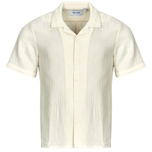 Camicia a maniche corte uomo Only & Sons ONSKYLE in beige, elegante e versatile, perfetta per look estivi. Ideale per abbinamenti casual e smart casual, realizzata con materiali di alta qualità per comfort e stile. Acquista la camicia ONSKYLE per un guardaroba moderno e alla moda. 