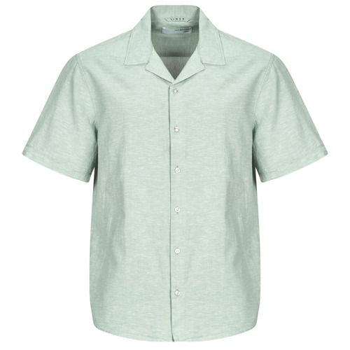 Camicia a maniche corte per uomo Selected SLHREGSUN in verde, realizzata con materiali di alta qualità per un comfort ottimale. Stile moderno e alla moda, ideale per outfit casual e estivi. Perfetta per occasioni informali, con dettagli curati e una vestibilità impeccabile. Aggiungi un tocco di freschezza al tuo guardaroba con questo capo versatile.
