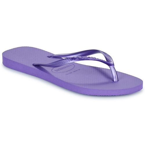 Infradito Havaianas SLIM per donna, eleganti e confortevoli, ideali per l'estate. Realizzate in materiale resistente e impermeabile, queste infradito offrono un design moderno e raffinato. Perfette per il mare o per passeggiate in città, aggiungono un tocco di stile a ogni outfit. Disponibili in varie colorazioni, rappresentano un must-have per la stagione. Comprare Havaianas SLIM Infradito Donna per un comfort senza pari.