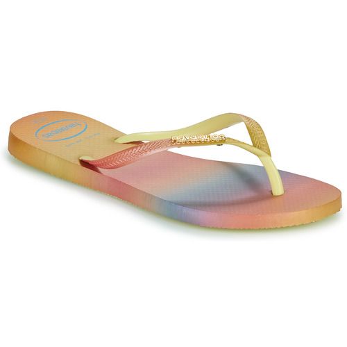 Infradito Havaianas SLIM GRADIENT SUNSET per donna, caratterizzate da un design elegante con tonalità sfumate e una suola confortevole. Ideali per l'estate e le vacanze, queste infradito sono perfette per completare il tuo look casual chic. Scopri il comfort e lo stile in ogni passo con le Havaianas SLIM GRADIENT SUNSET. Acquista ora e trasforma il tuo estate!