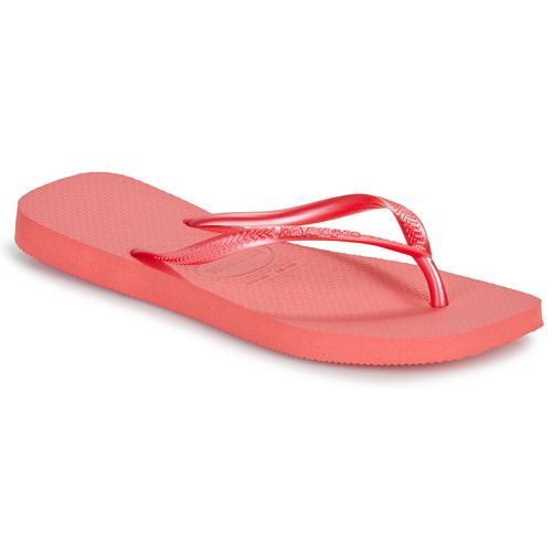 Infradito Havaianas SLIM SQUARE Donna in colore chic, caratterizzate da una suola confortevole e resistente, perfette per l'estate. Ideali per spiaggia e tempo libero, offrono uno stile alla moda e casual. Acquista ora le Havaianas SLIM SQUARE per un look fresco e trendy!