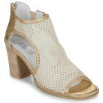 Sandali GINA Oro Donna - Eleganti e alla moda, questi sandali sono perfetti per ogni occasione estiva. Realizzati con materiali di alta qualità, offrono comfort e stile. Acquista ora i tuoi sandali GINA Oro per un look chic e raffinato.