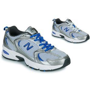Sneakers basse New Balance 530 Donna, eleganti e alla moda, perfette per ogni occasione. Questa scarpa sportiva offre comfort e stile, ideale per il tuo attivismo quotidiano o per le uscite nel tempo libero. Realizzate con materiali di alta qualità, queste sneakers offrono un'ottima aderenza e supporto. Scegli le New Balance 530 per un look trendy e versatile. Acquista ora per elevare il tuo guardaroba!