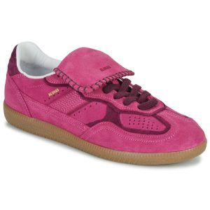 Sneakers basse ALOHAS TB.490 rosa per donna, eleganti e alla moda, ideali per ogni occasione. Design moderno e confortevole, perfette per un look casual e trendy. Disponibili in diverse taglie, queste sneakers sono l'accessorio ideale per completare il tuo outfit. Acquista ora le ALOHAS TB.490 rosa e aggiungi un tocco di stile al tuo guardaroba.