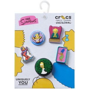 Accessori per scarpe uomo: Crocs JIBBITZ The Simpsons Meme 5Pck multicolore, set di charm per personalizzare le tue ciabatte Crocs. Aggiungi un tocco di stile e divertimento con questo pacchetto di accessori ispirati ai personaggi iconici dei Simpson. Ideale per chi cerca originalità e comfort.