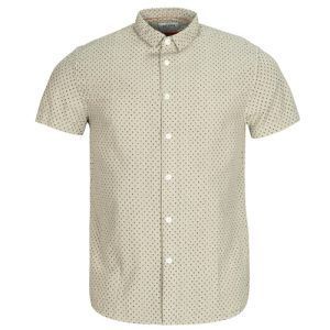 Camicia a maniche corte uomo Deeluxe PAGOS in beige, perfetta per un look estivo elegante e casual. Realizzata con materiali di alta qualità, offre comfort e stile, ideale per abbinamenti con pantaloni estivi o jeans. Acquista la camicia Deeluxe PAGOS beige per un outfit fresco e alla moda.