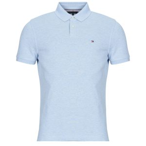 "Polo Uomo Tommy Hilfiger 1985 REGULAR POLO Blu, elegante e versatile, perfetta per outfit casual e sportivi. Realizzata in materiale di alta qualità, questa polo offre comfort e stile. Disponibile in diverse taglie, ideale per chi cerca un look moderno e raffinato. Acquista ora la tua polo Tommy Hilfiger e arricchisci il tuo guardaroba!"