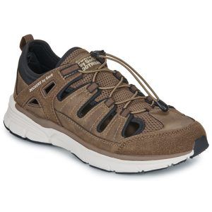 Sneakers Uomo Dockers by Gerli 56KW003 Marrone, eleganti e versatili, ideali per ogni occasione. Realizzate con materiali di alta qualità, offrono comfort e stile in un design moderno. Perfette per completare il tuo outfit, queste scarpe sportive sono il must-have della stagione. Acquista ora le Dockers by Gerli 56KW003 Marrone e scopri il comfort senza rinunciare alla moda.