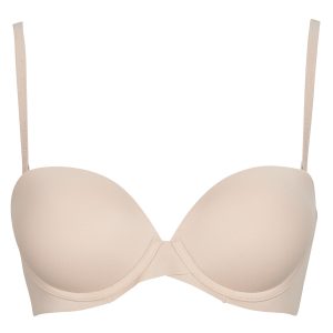 Immagine del prodotto: Calvin Klein Jeans PUSH UP STRAPLESS Beige Imbottiti Donna, un reggiseno elegante e comodo ideale per ogni outfit. La colorazione beige versatile lo rende perfetto per l'abbigliamento estivo, mentre il design push-up offre un'ottima vestibilità e supporto. Perfetto per un look trendy e sofisticato, questo reggiseno è un must-have nel tuo guardaroba.